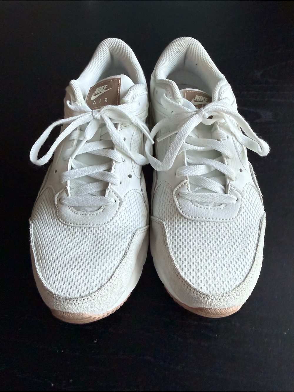 Nike women Air Max SC White Suede Sneakers with Gum Sole - Picture 3 of 5